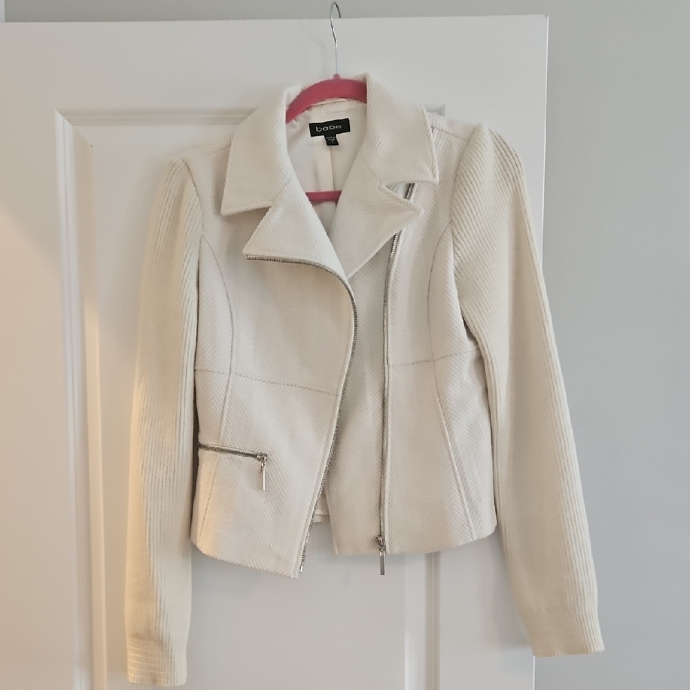 BEBE Cream Textured Women's Blazer, Zipper Front, Size Small
